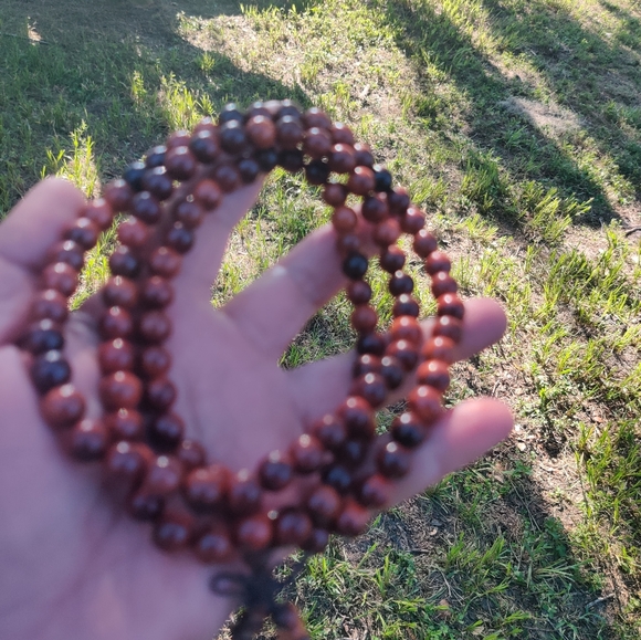 Tibetan Mala Beads - Prayer beads - Yoga - Meditation 108 beads - Picture 3 of 3